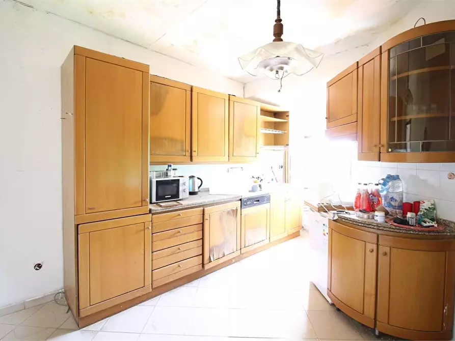 Immagine 16 di Appartamento in vendita  a Bientina