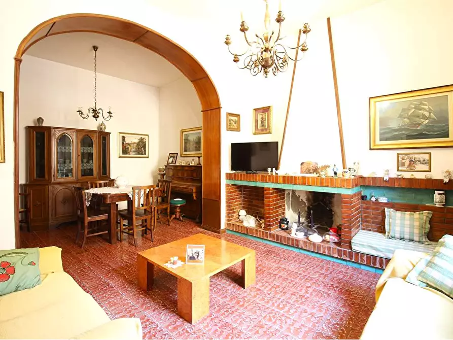 Immagine 1 di Porzione di casa in vendita  a Bientina