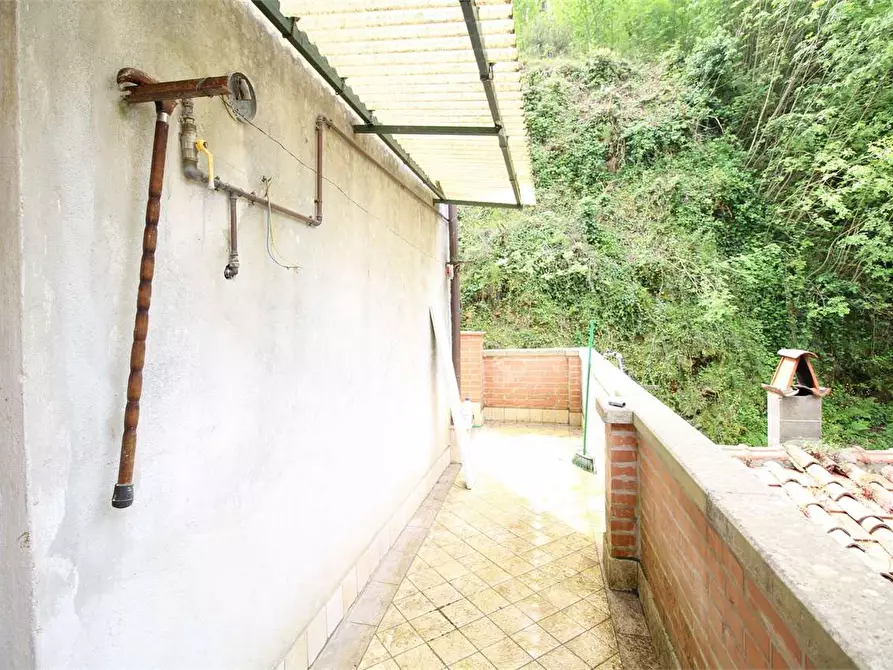 Immagine 10 di Appartamento in vendita  a Buti