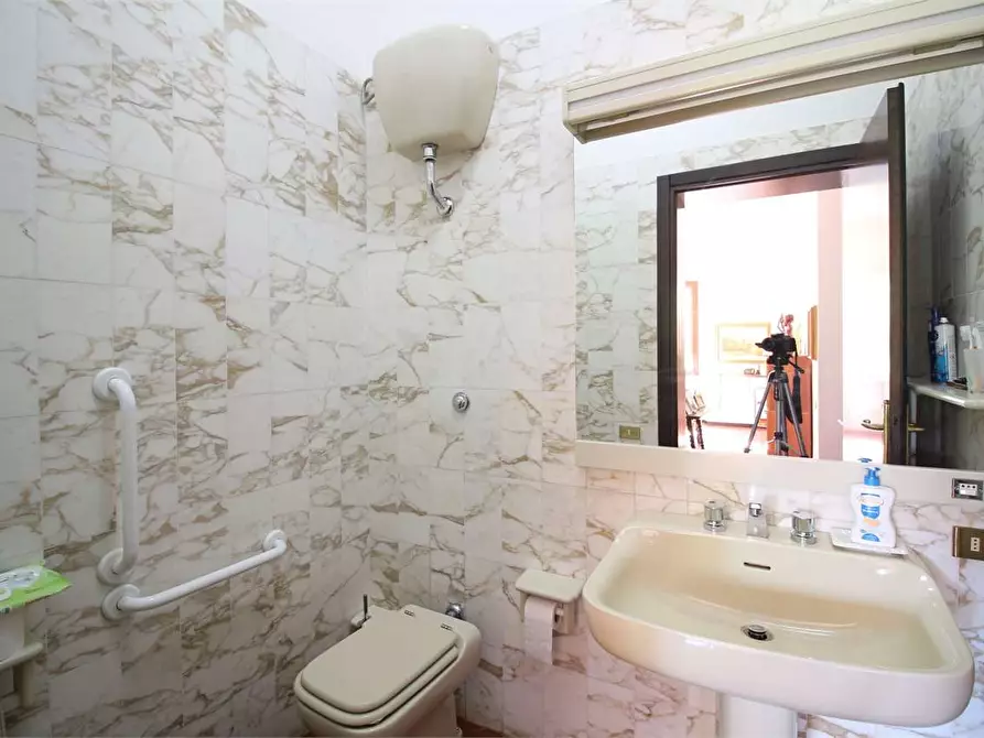 Immagine 21 di Porzione di casa in vendita  a Vicopisano