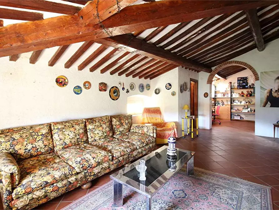 Immagine 35 di Porzione di casa in vendita  a Vicopisano