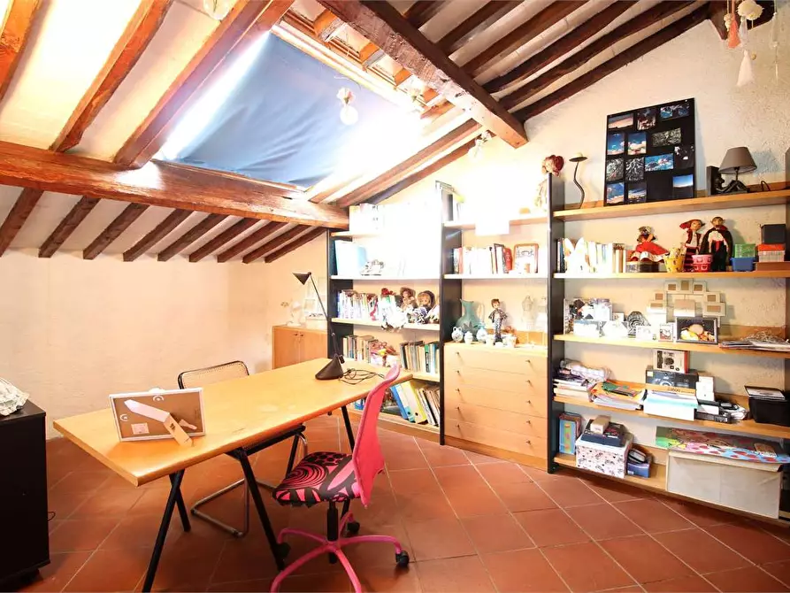 Immagine 38 di Porzione di casa in vendita  a Vicopisano