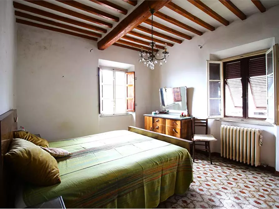 Immagine 16 di Villa in vendita  a Capannori