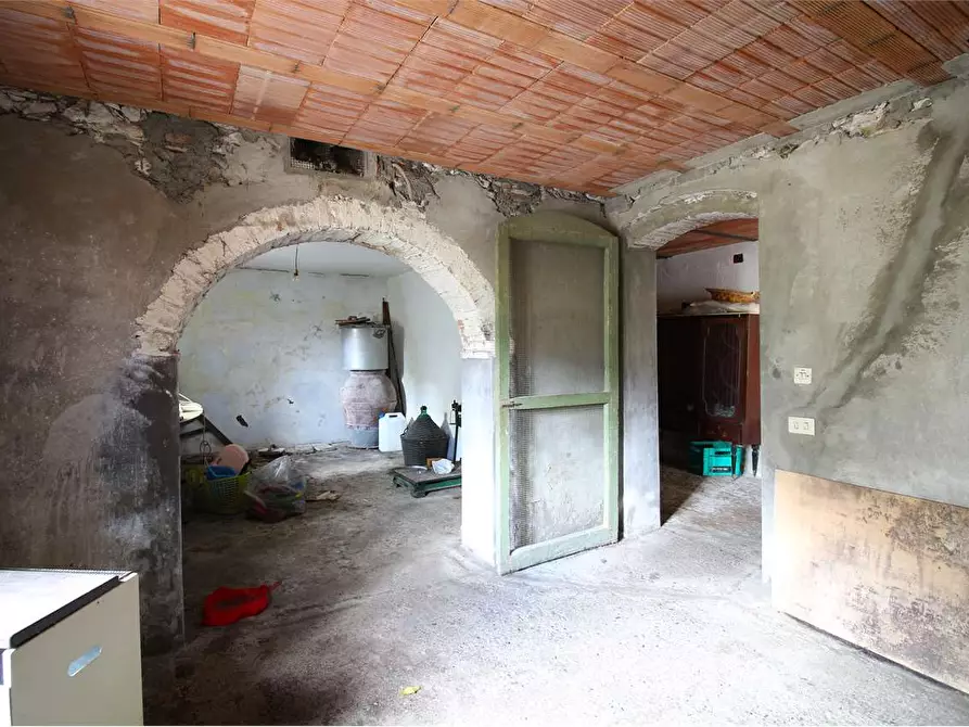 Immagine 31 di Villa in vendita  a Capannori