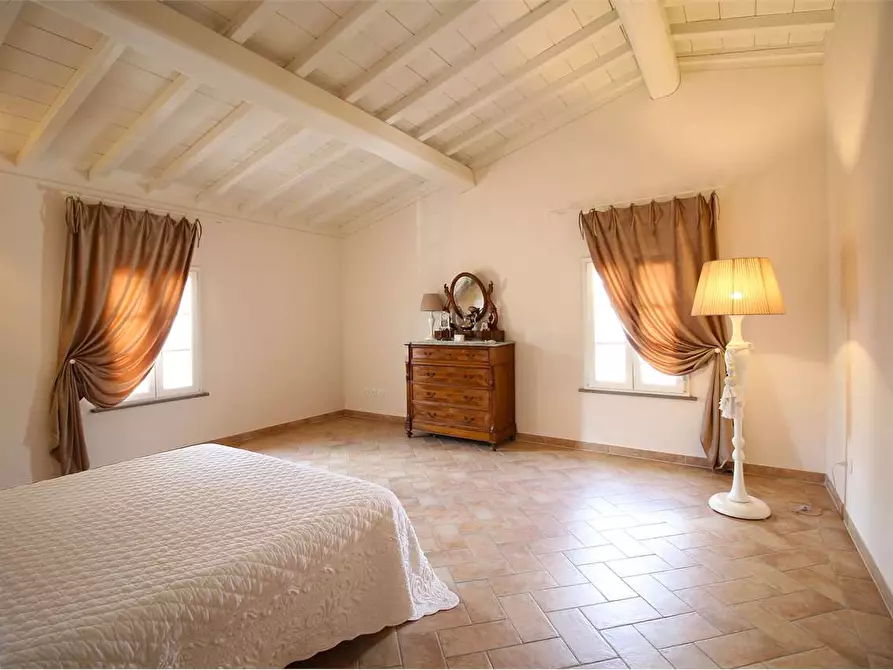 Immagine 22 di Casa colonica in vendita  a Buti