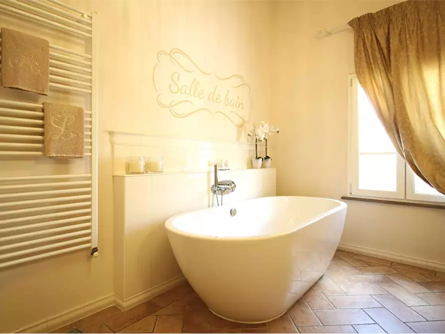 Immagine 26 di Casa colonica in vendita  a Buti