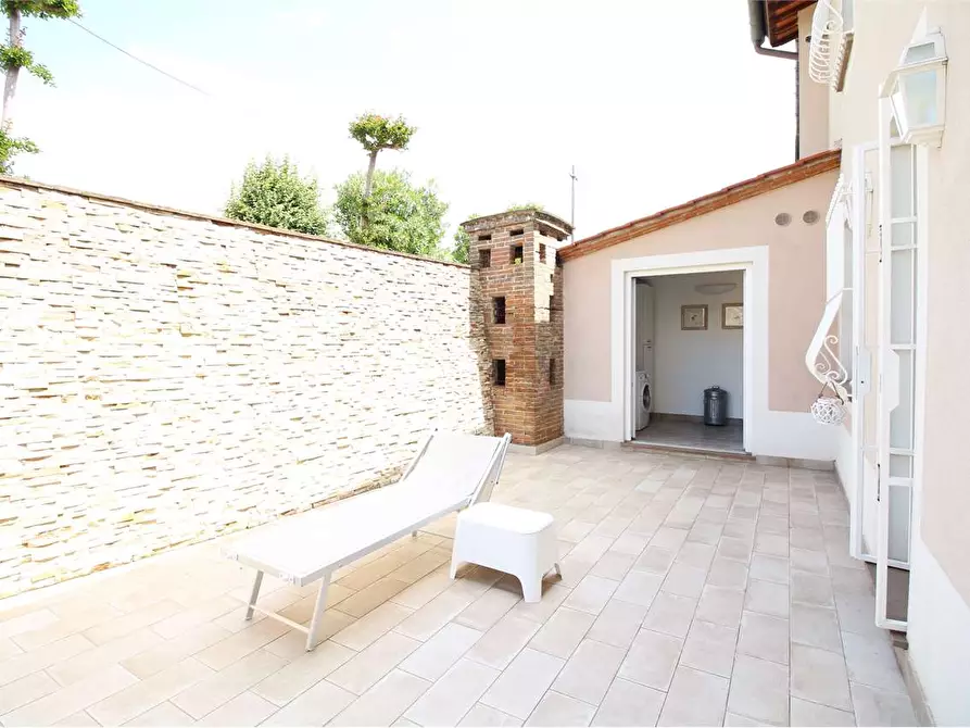 Immagine 30 di Casa colonica in vendita  a Buti