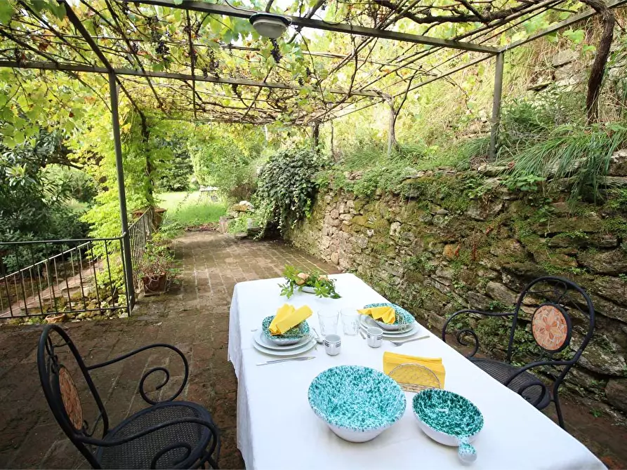 Immagine 1 di Casa colonica in vendita  a Buti