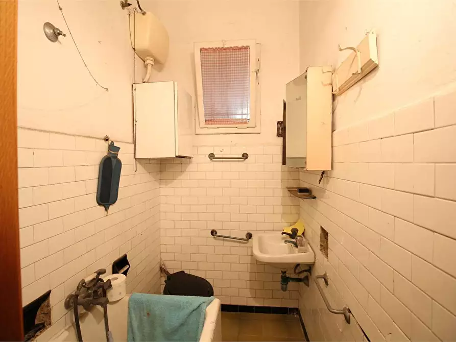 Immagine 31 di Villetta a schiera in vendita  a Pontedera