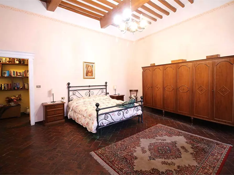 Immagine 14 di Appartamento in vendita  a Buti