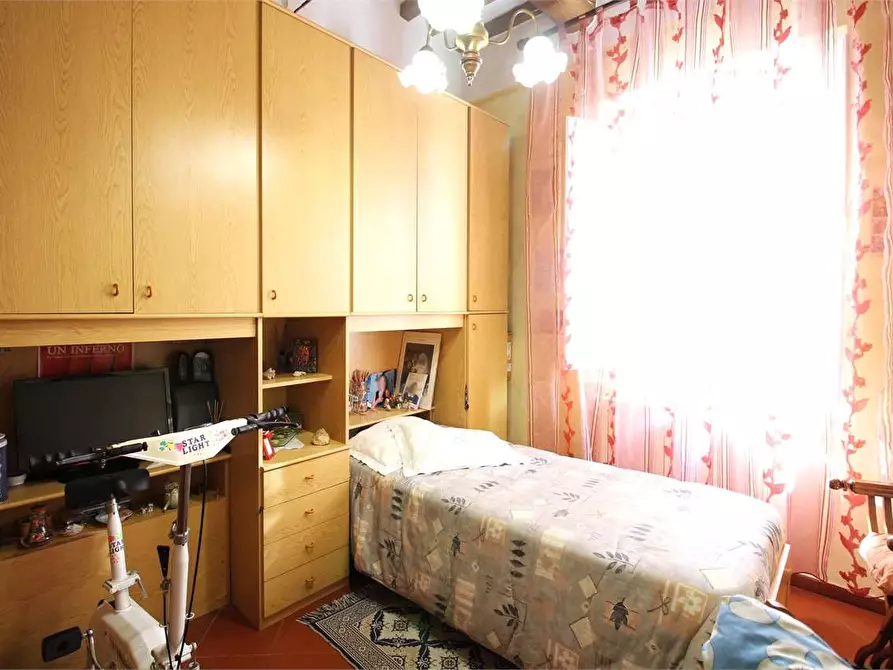 Immagine 17 di Appartamento in vendita  a Buti