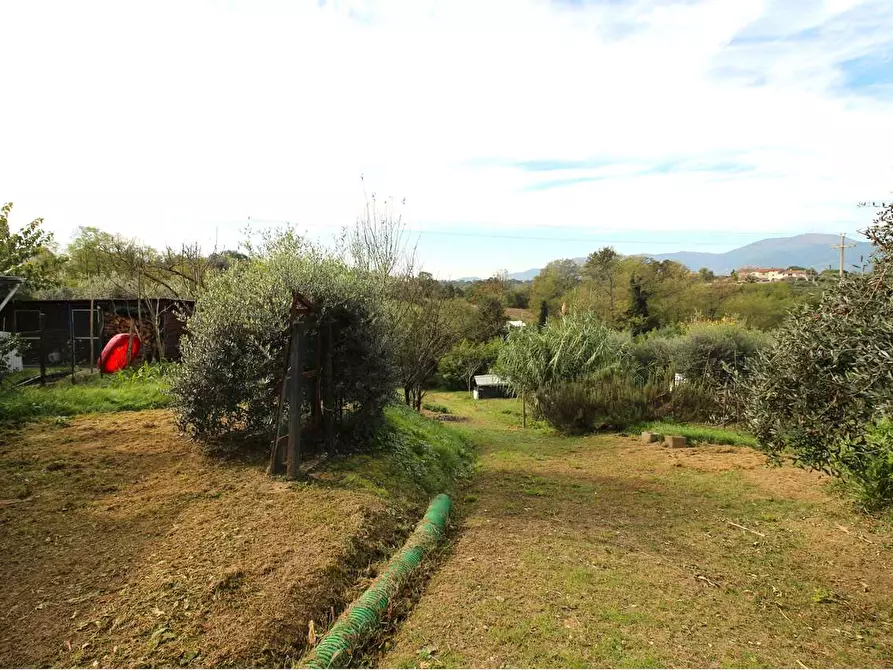 Immagine 5 di Casa indipendente in vendita  a Santa Maria A Monte