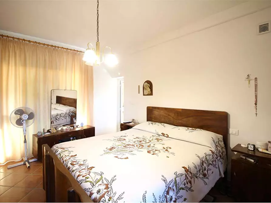 Immagine 14 di Casa indipendente in vendita  a Santa Maria A Monte