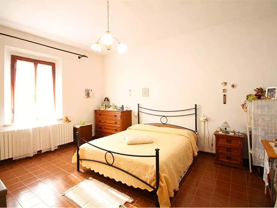 Immagine 18 di Casa indipendente in vendita  a Santa Maria A Monte