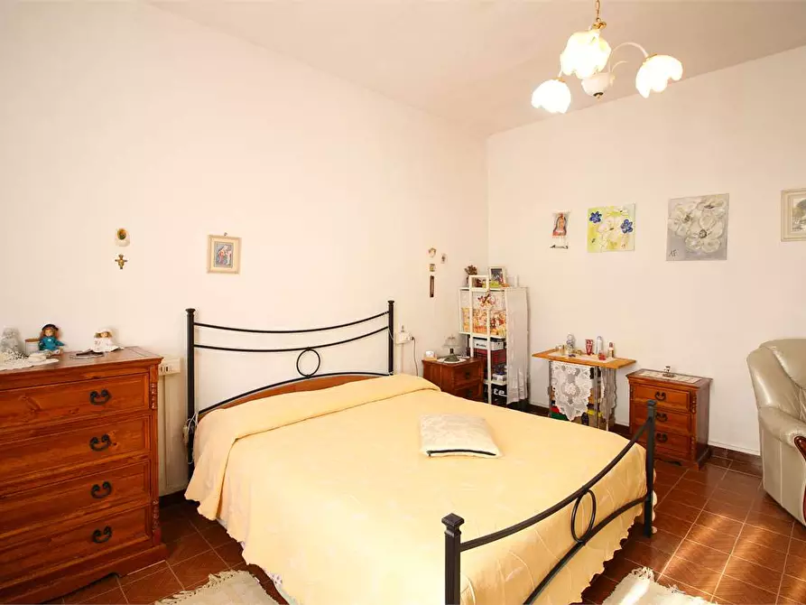 Immagine 19 di Casa indipendente in vendita  a Santa Maria A Monte