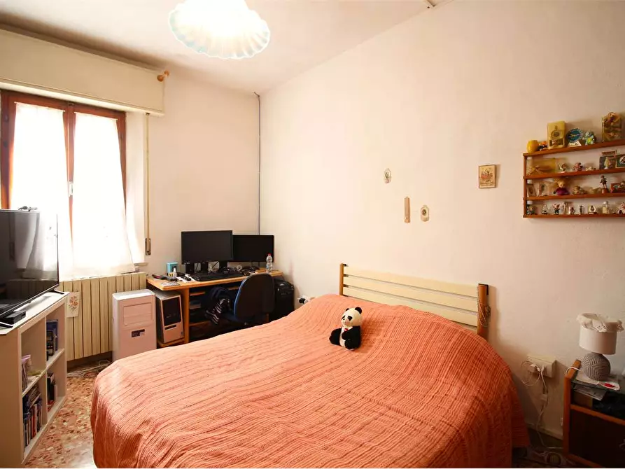 Immagine 22 di Casa indipendente in vendita  a Santa Maria A Monte