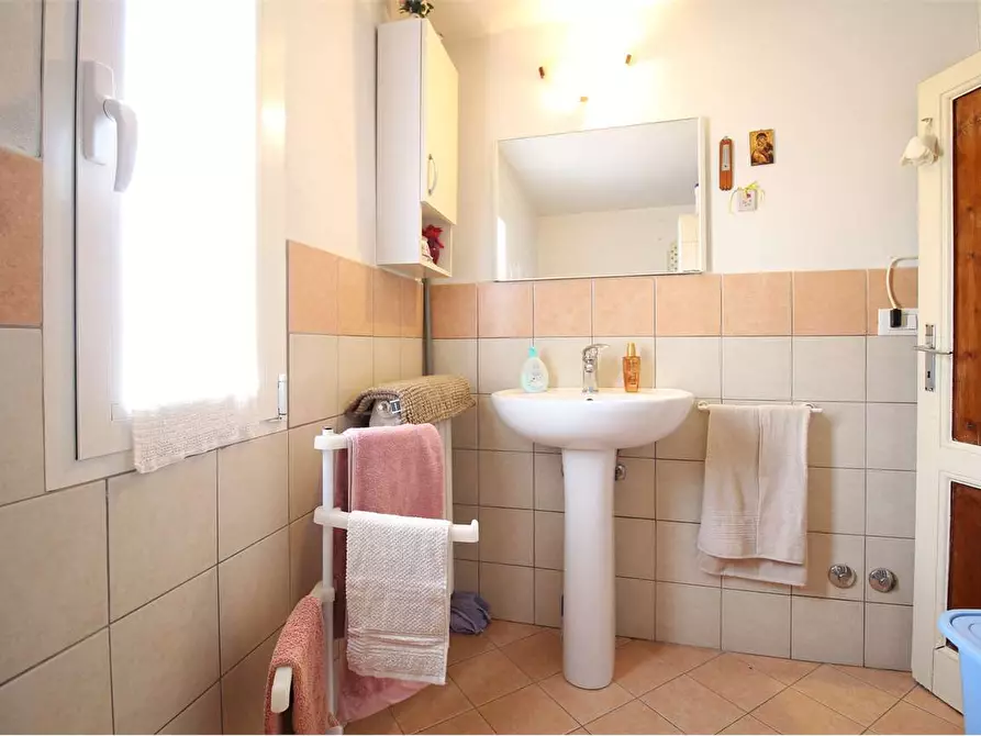 Immagine 25 di Casa indipendente in vendita  a Santa Maria A Monte