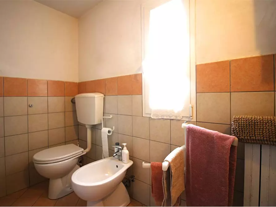 Immagine 26 di Casa indipendente in vendita  a Santa Maria A Monte