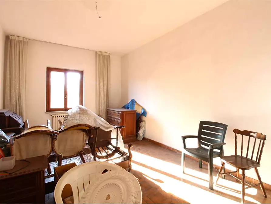 Immagine 10 di Porzione di casa in vendita  a Buti