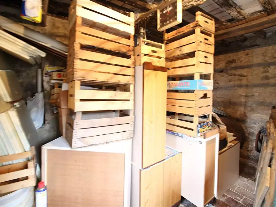 Immagine 14 di Porzione di casa in vendita  a Capannori