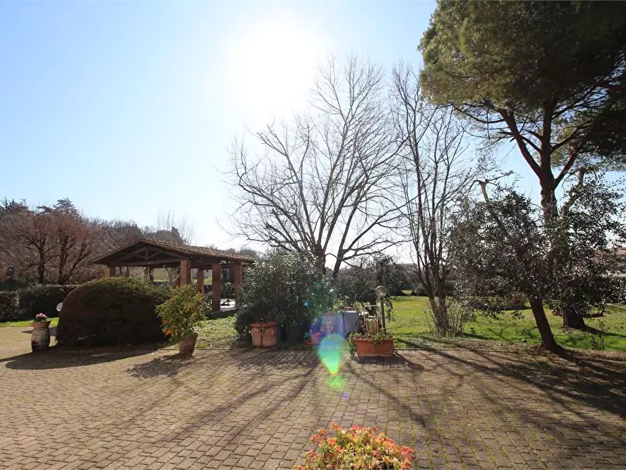 Immagine 7 di Casa bifamiliare in vendita  a Calcinaia