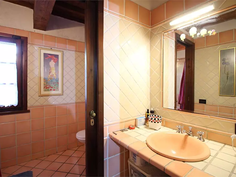 Immagine 46 di Casa bifamiliare in vendita  a Calcinaia