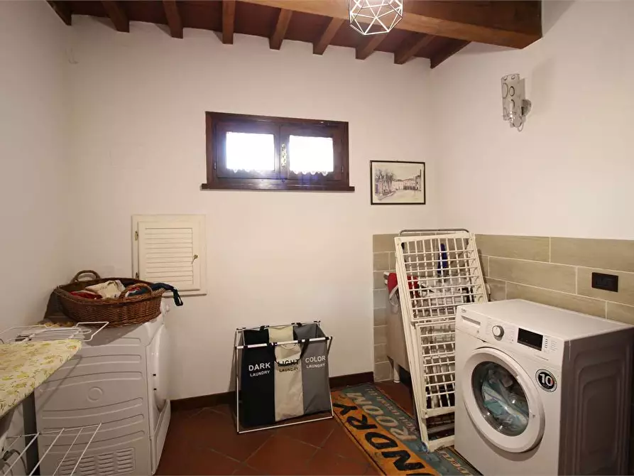 Immagine 49 di Casa bifamiliare in vendita  a Calcinaia