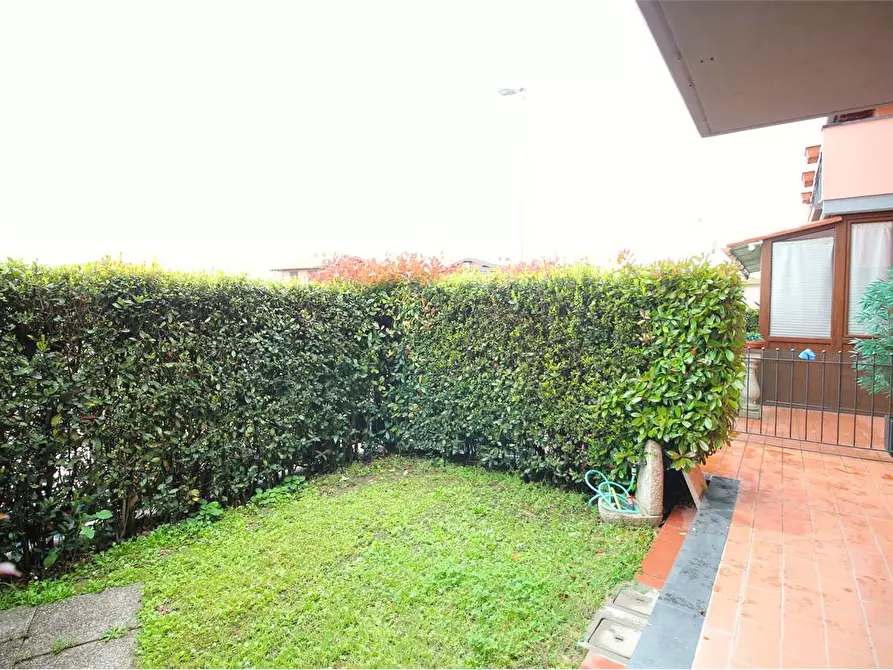 Immagine 21 di Appartamento in vendita  a Bientina