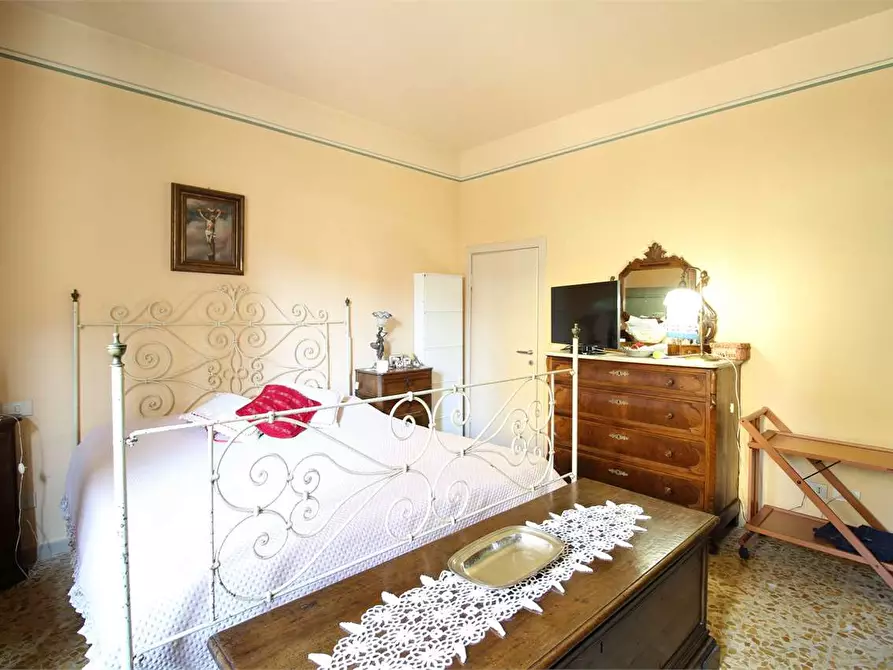 Immagine 10 di Casa indipendente in vendita  a Buti