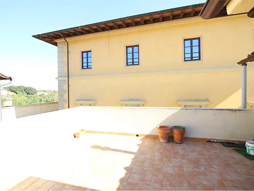 Immagine 4 di Appartamento in vendita  a Santa Maria A Monte