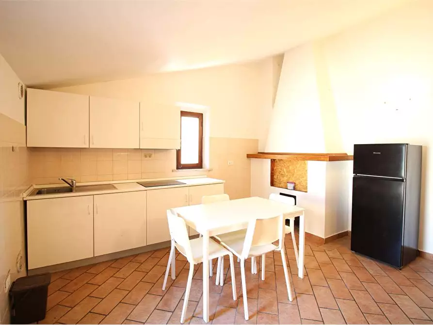 Immagine 6 di Appartamento in vendita  a Santa Maria A Monte