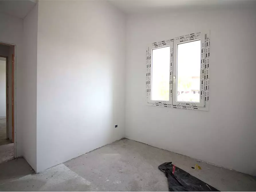 Immagine 16 di Villetta a schiera in vendita  a Bientina