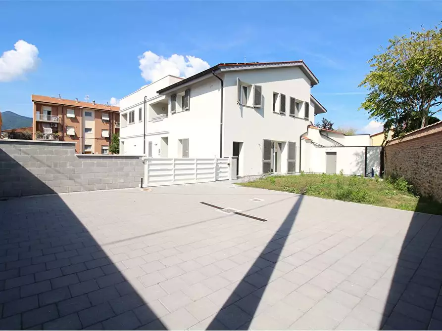 Immagine 22 di Villetta a schiera in vendita  a Bientina