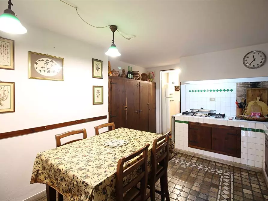 Immagine 25 di Appartamento in vendita  a Bientina