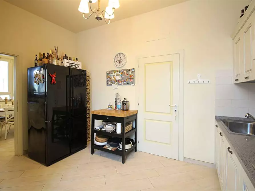 Immagine 14 di Villa in vendita  a Vicopisano