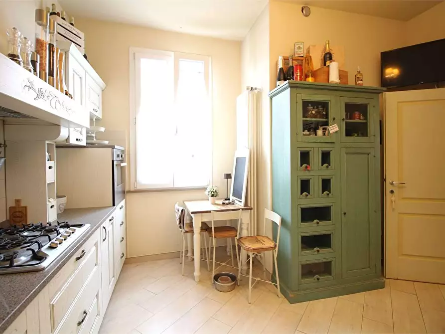 Immagine 15 di Villa in vendita  a Vicopisano