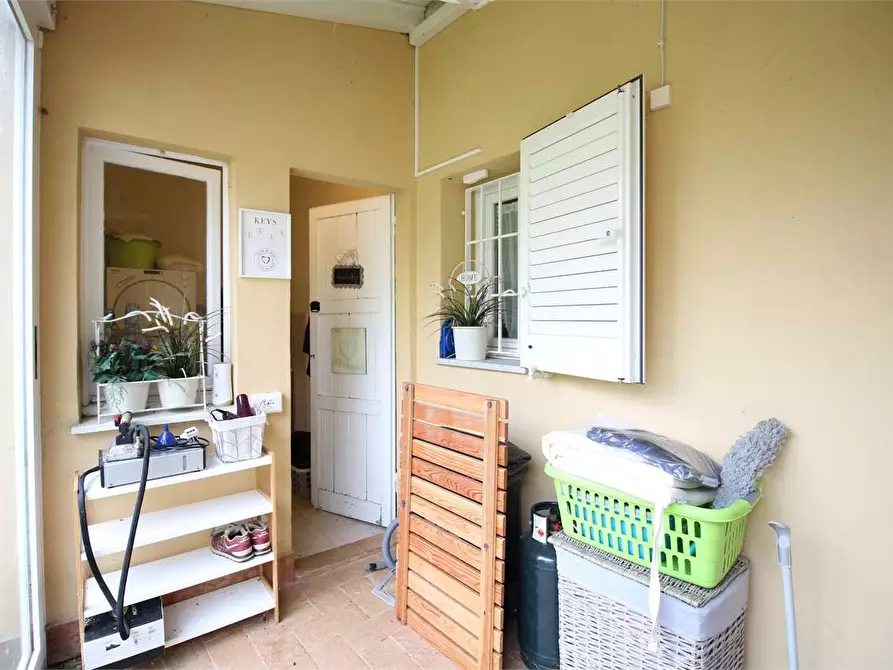 Immagine 29 di Villa in vendita  a Vicopisano