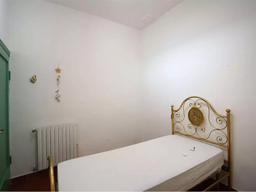 Immagine 11 di Appartamento in vendita  a Buti