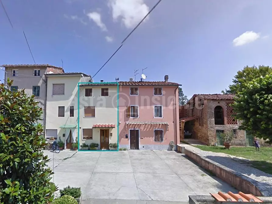 Immagine 1 di Villetta a schiera in vendita  a Capannori
