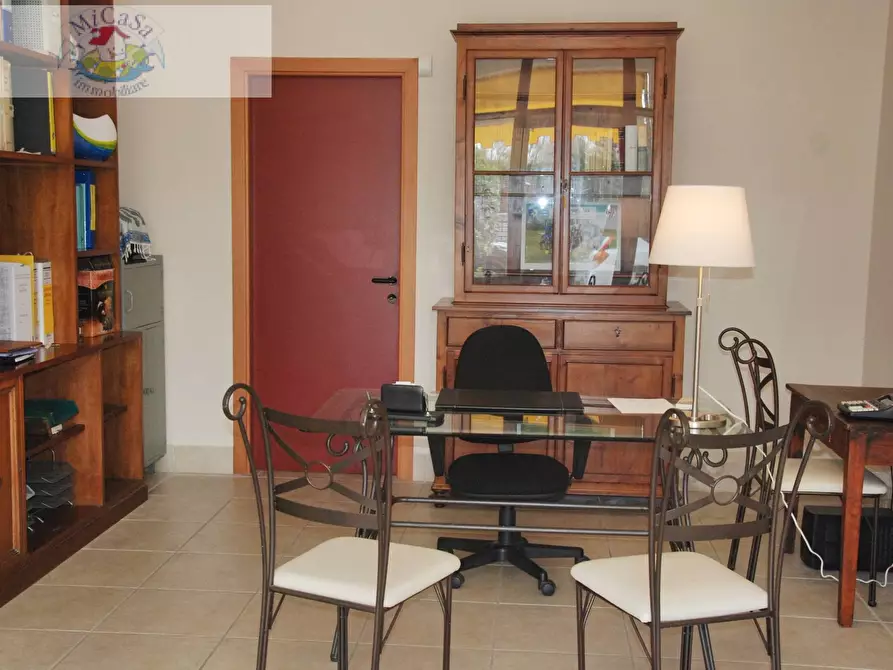 Immagine 2 di Ufficio in affitto  a Pisa