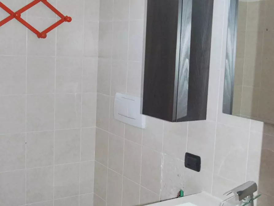 Immagine 7 di Ufficio in affitto  a Pisa