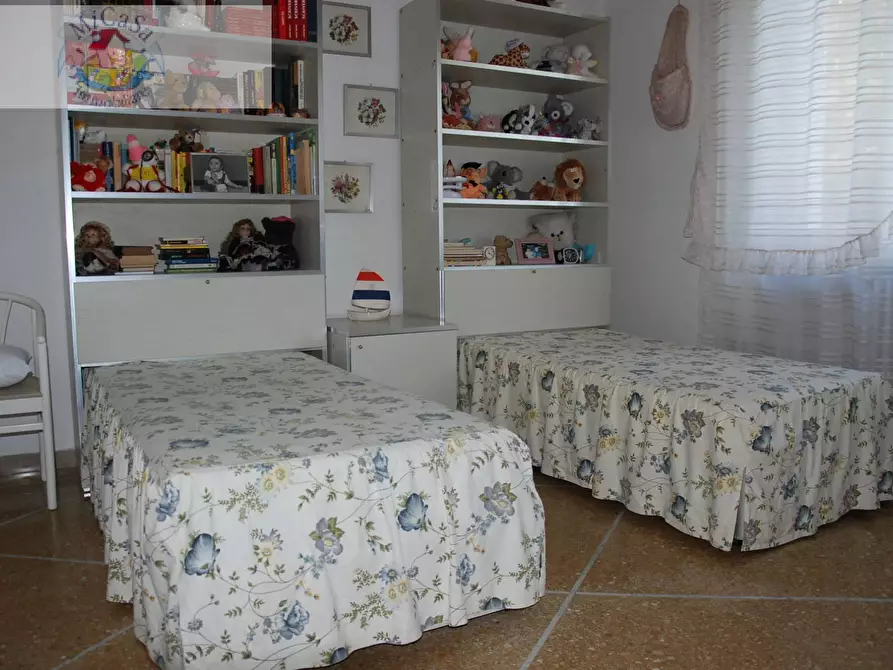 Immagine 27 di Villa in vendita  a Pisa