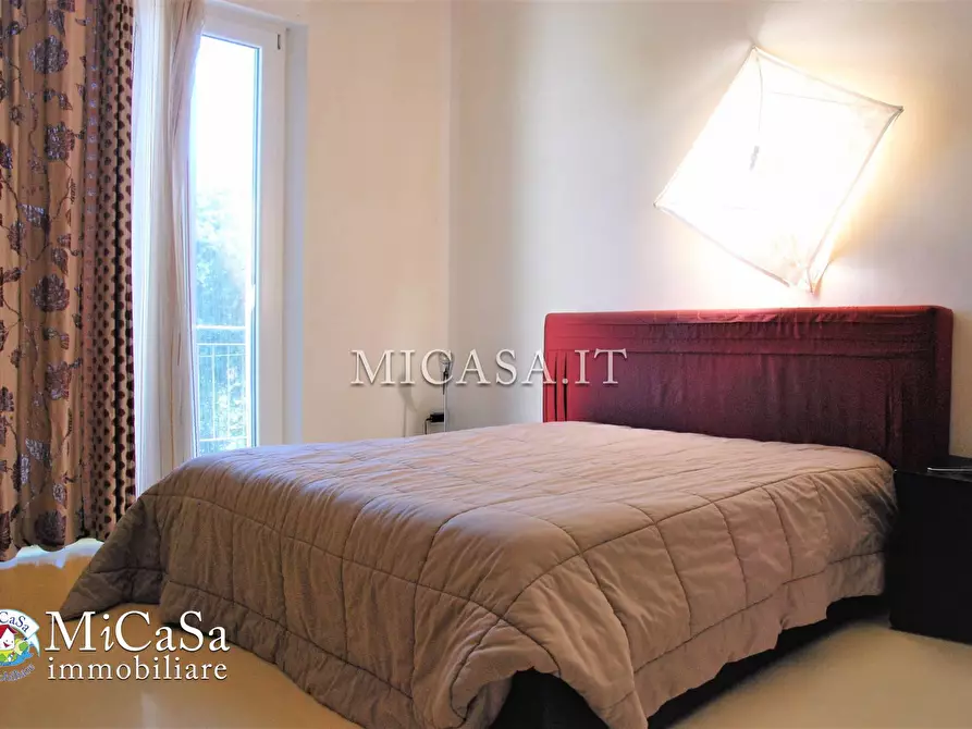 Immagine 18 di Villa in vendita  a Pisa