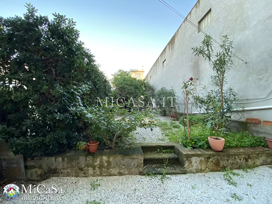 Immagine 19 di Villa in vendita  a Pisa