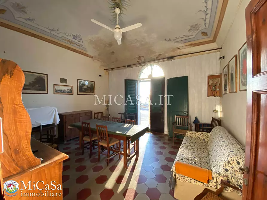 Immagine 3 di Villa in vendita  a Pisa