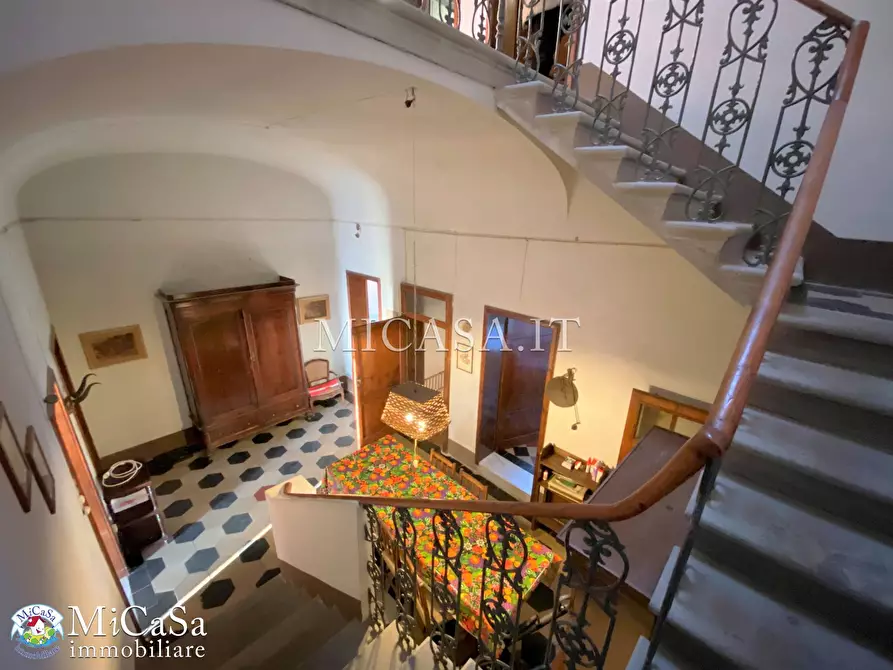 Immagine 5 di Villa in vendita  a Pisa