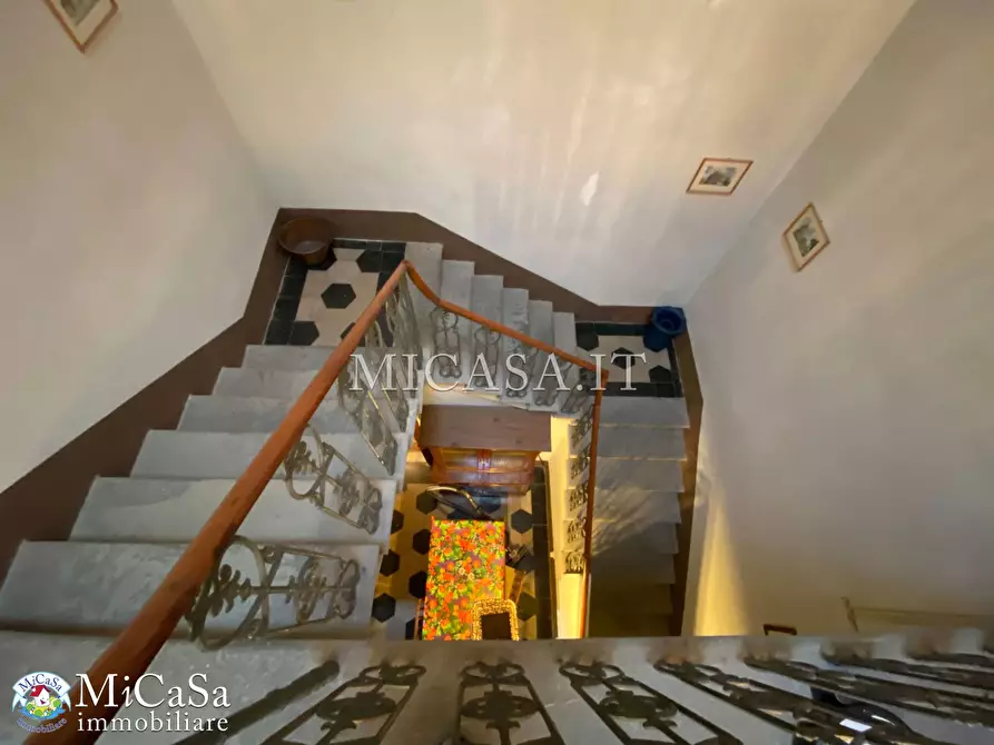 Immagine 7 di Villa in vendita  a Pisa