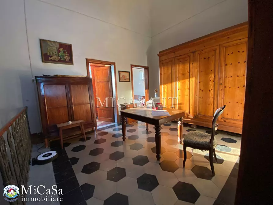 Immagine 8 di Villa in vendita  a Pisa