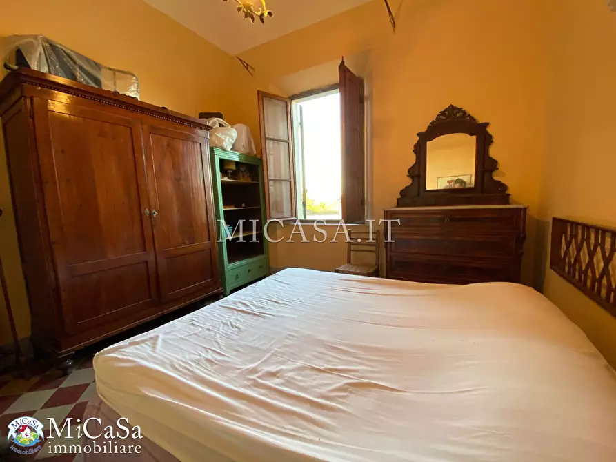 Immagine 21 di Villa in vendita  a Pisa