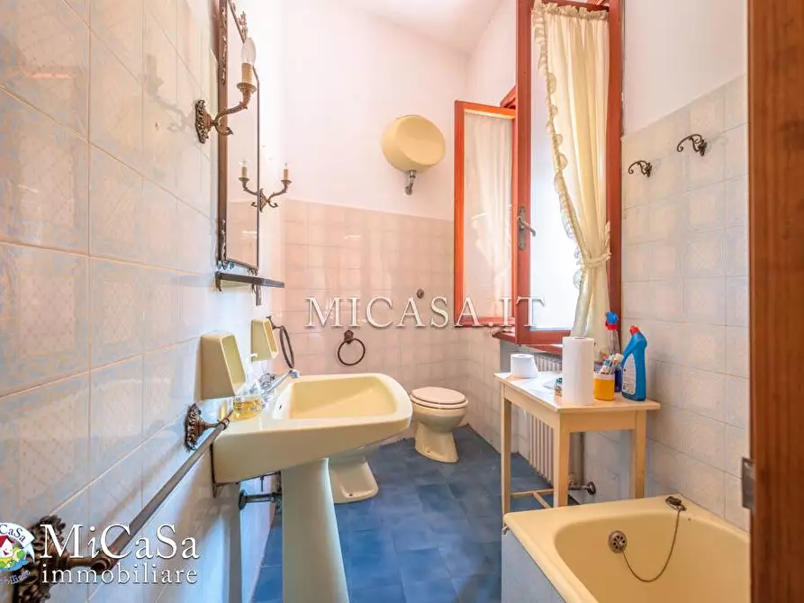 Immagine 20 di Villa in vendita  a Pisa